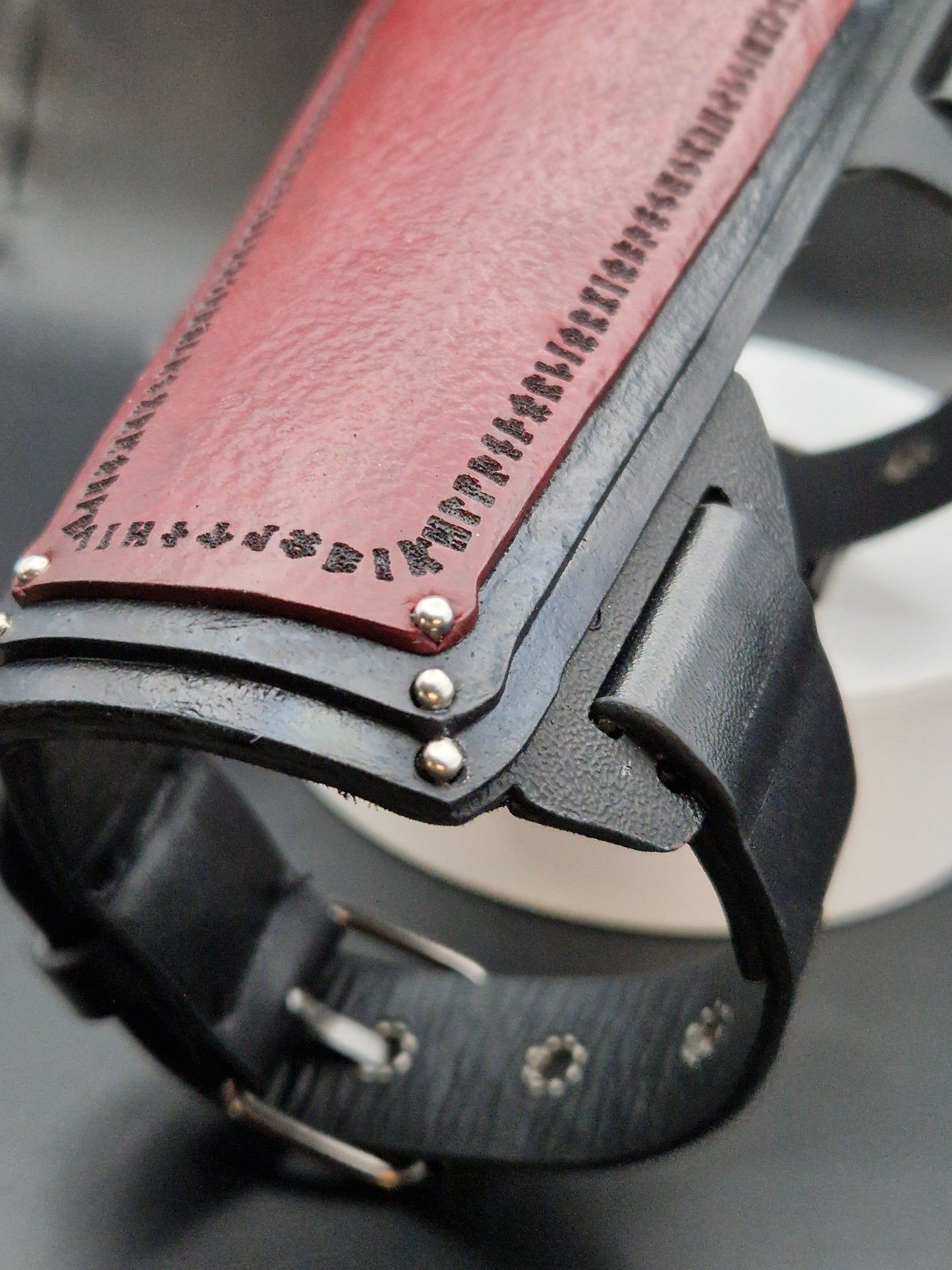 Replica FFVII - Tifa Lockhart Arm bracer set.